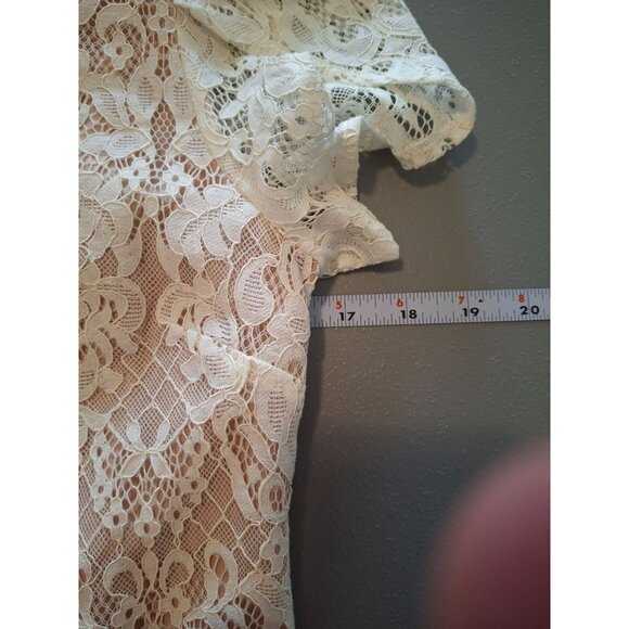 BB Dakota Womens Lace Mini Dress Cream size 6 Peplum Hem Short Sleeve Fairycore - Picture 7 of 9